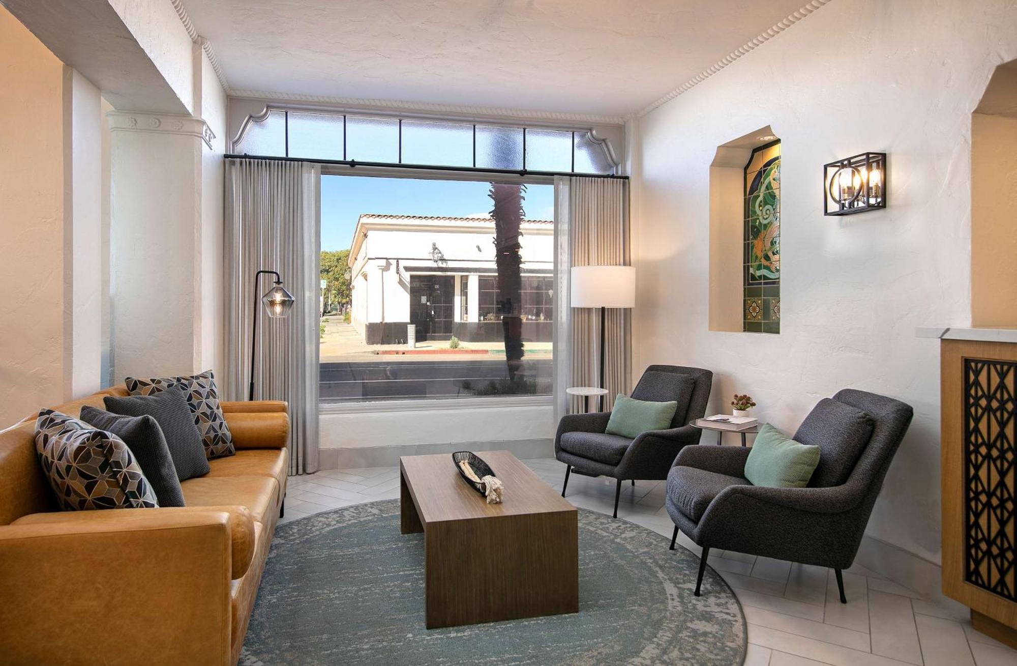 Hotel Virginia Santa Barbara, Tapestry Collection By Hilton Εξωτερικό φωτογραφία
