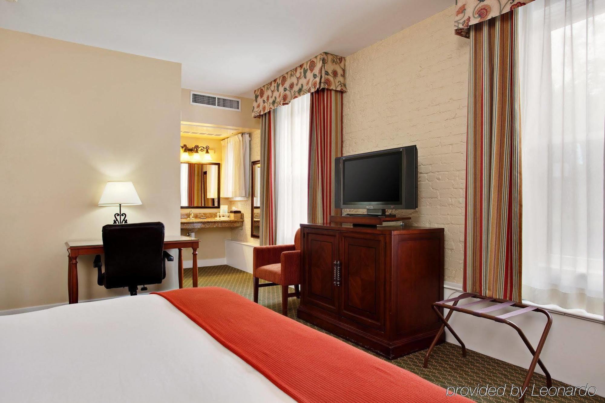 Hotel Virginia Santa Barbara, Tapestry Collection By Hilton Δωμάτιο φωτογραφία